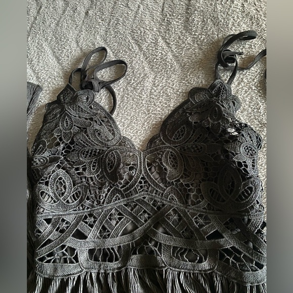 Miss Selfridge lace tie strap maxi dress in black - Picture 4 of 7